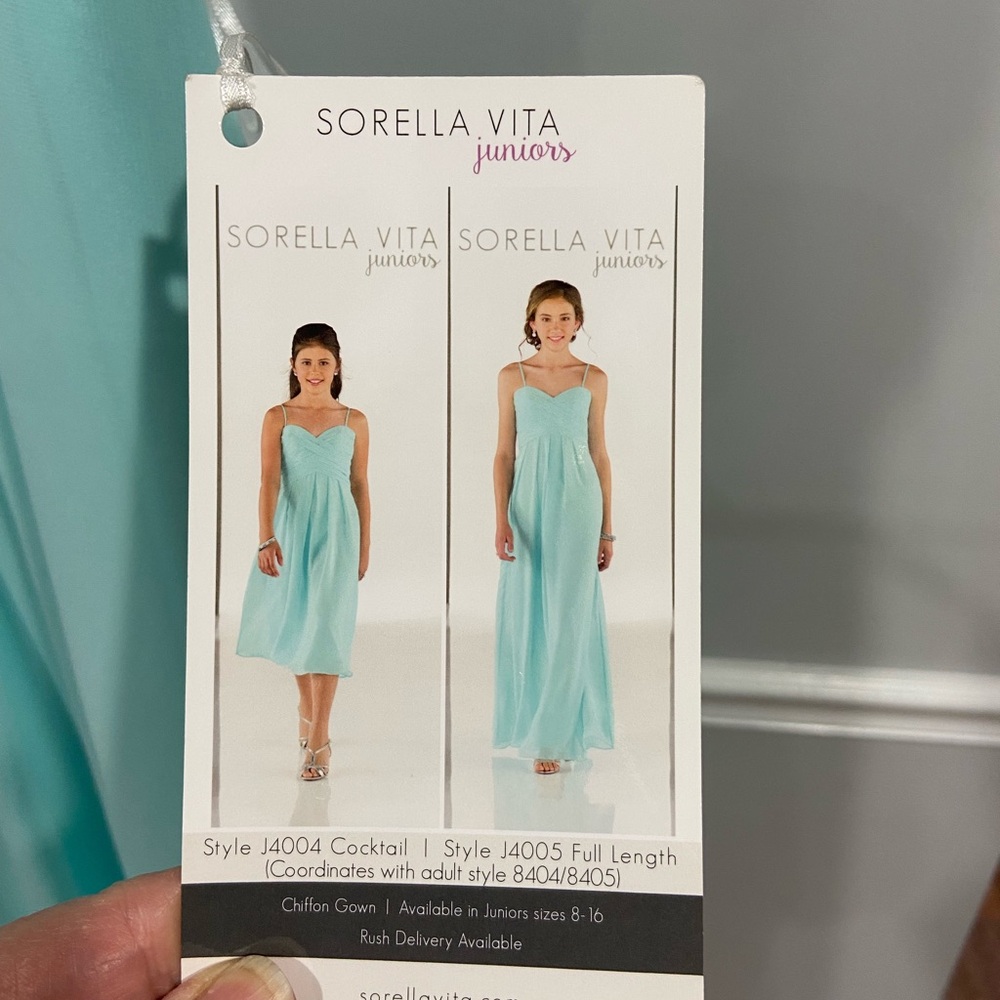 NWT Sorella Vita Jr Bridesmaid dress, sz 8 Mint color, floor length, style J4005